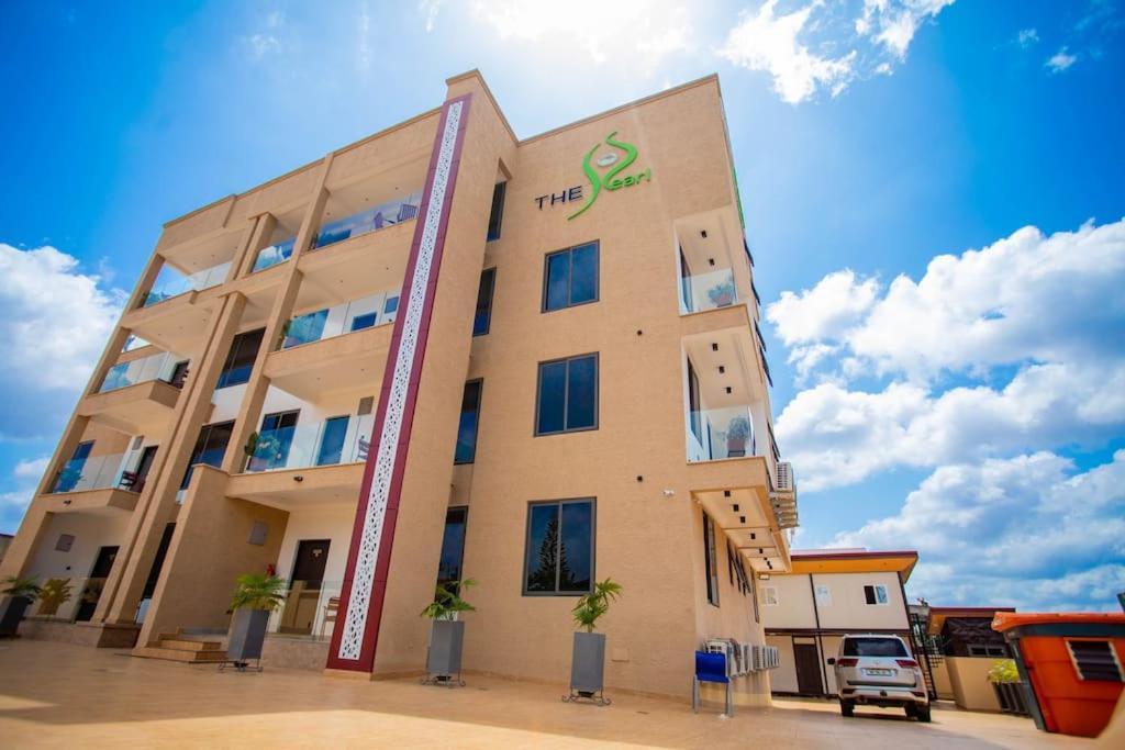 Appartement The Pearl - Legacy - 4Th Floor à Kumasi Extérieur photo